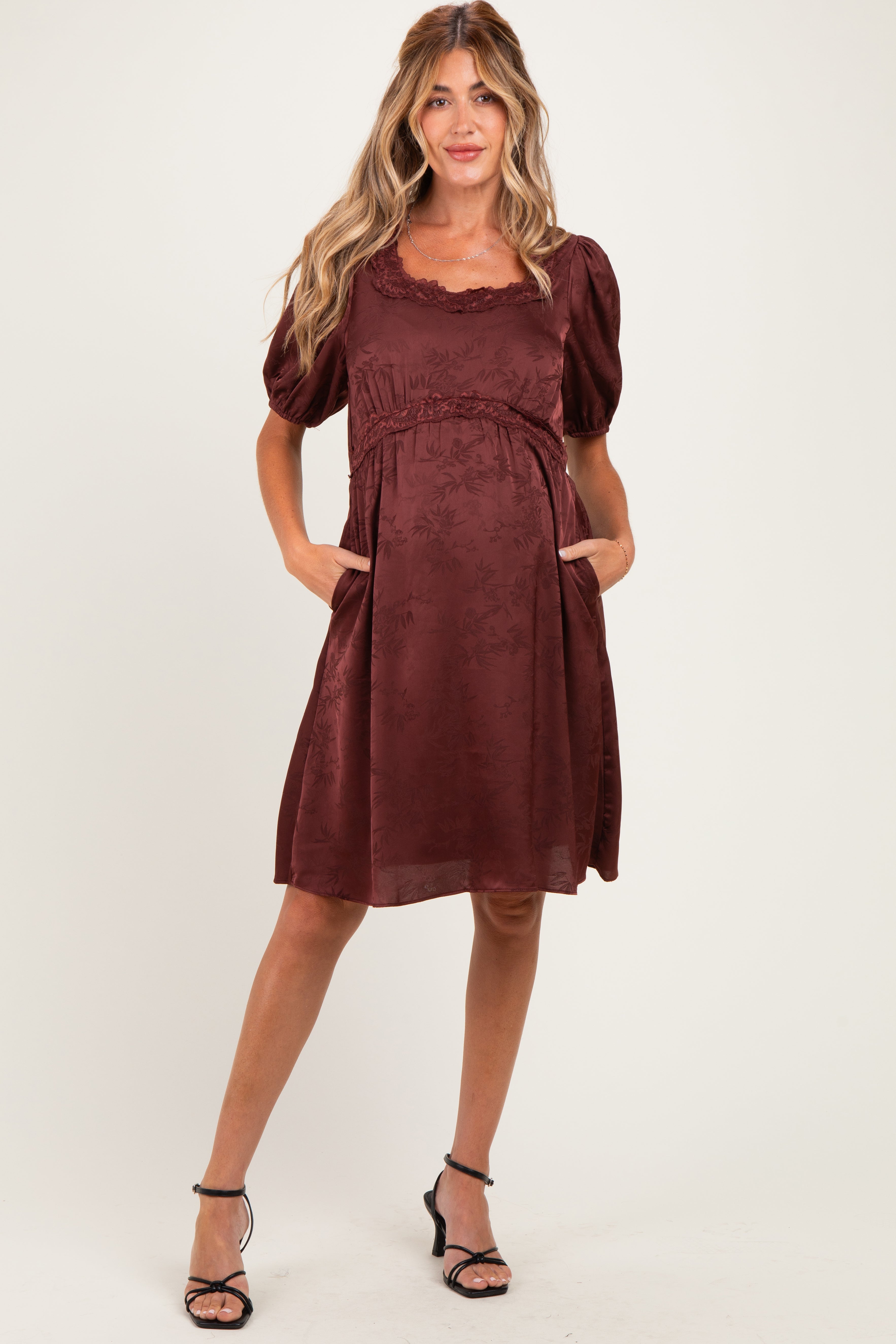 Brown Short Sleeve Lace Trim Maternity Dress